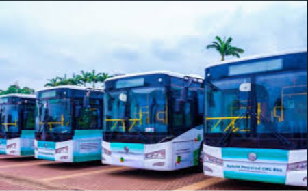 FG donates over 64 CNG buses to NANS, Labour unions