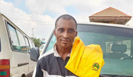 Fake LASTMA officer extorting motorists in Lagos arrested