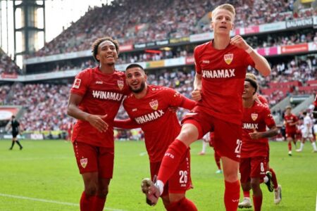 Stuttgart stun Juventus with late winner in champions league thriller