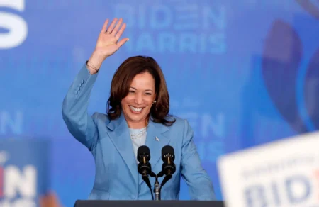 Election Anxiety Grows for Harris as Media Blitz Shows Little Impact