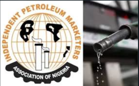 Dangote, marketers parley over new petrol price Tuesday