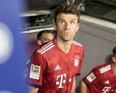 Müller sidesteps question over his favourite striker