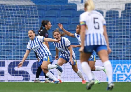 Fran Kirby’s late strike secures Brighton win over West Ham