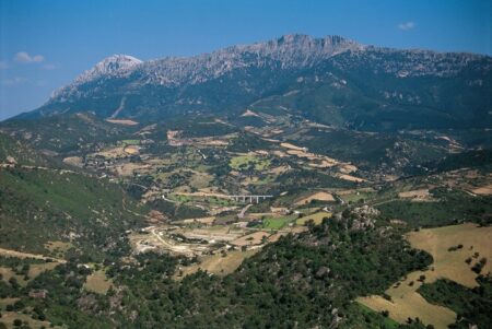 Italian village offers $1 houses to Americans fleeing Trump