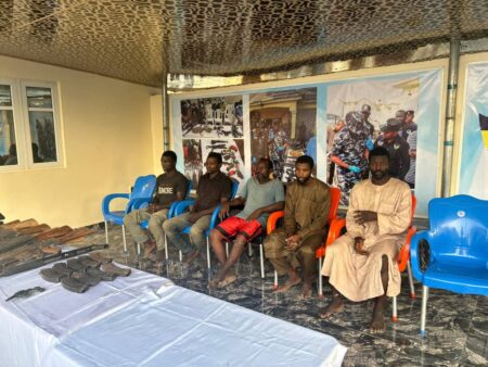 Police arrest 5 trans-border gunrunners, recovers arms