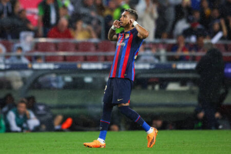 Raphinha double powers Barcelona to dominant win over Mallorca