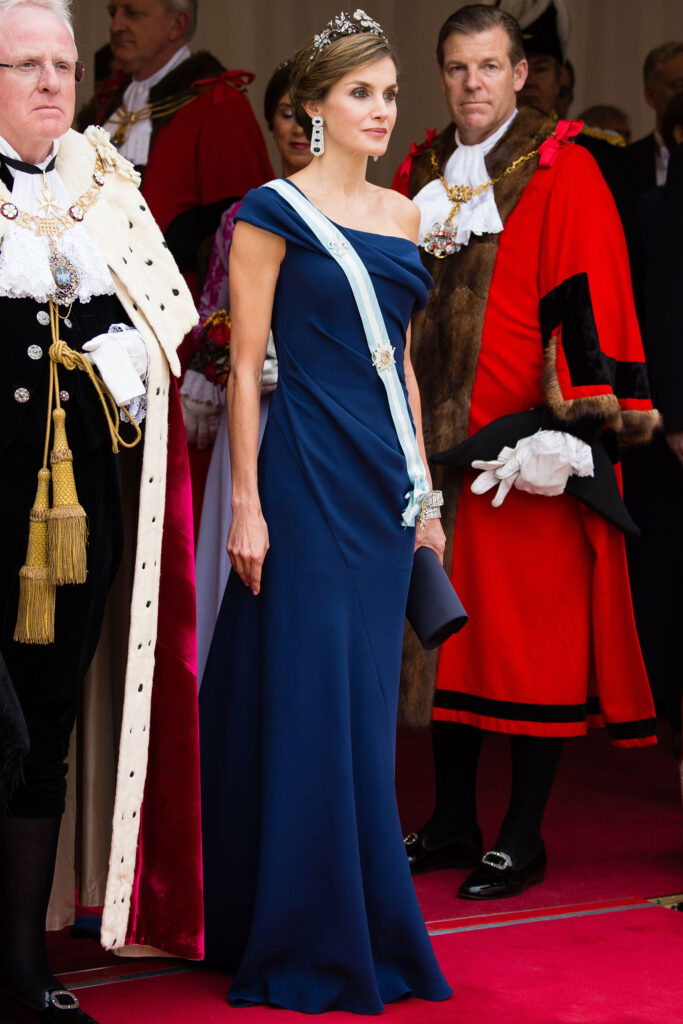 Queen Letizia of Spain is a hard-working and elegant royal who also Spanish high street brands. [Photo credit: Google]
