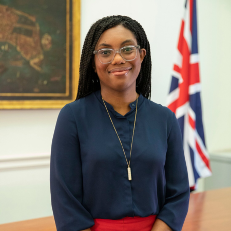 UK foreign workers face a 10-year wait for settled status