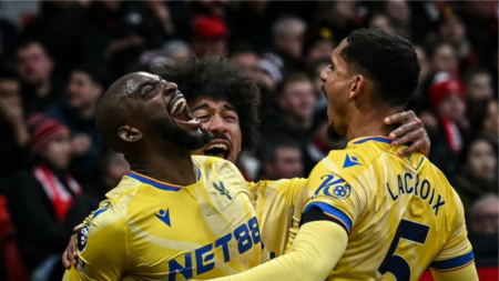 Crystal Palace defeat Manchester United at Old Trafford