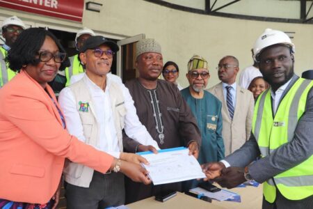 Sanwo-Olu expands LASUCOM, converts isolation centres for medical training Sanwo-Olu