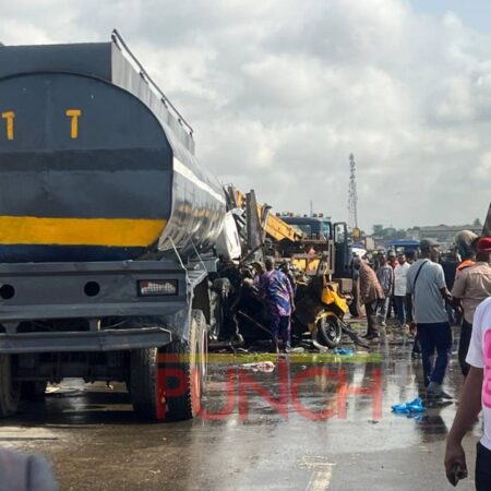 25 killed in multi-vehicle accidents in Ogun