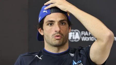 Sainz risks fine after swearing over €10K anthem penalty