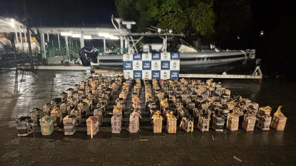 Six tons of cocaine recovered from underground in Colombia Six tons of cocaine recovered from underground in Colombia