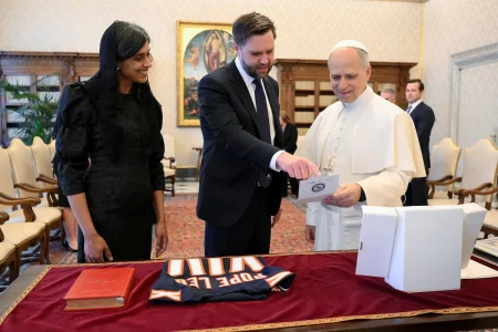 US VP Vance, Rubio received by Pope Leo XIV at Vatican Vance, Rubio, and Pope