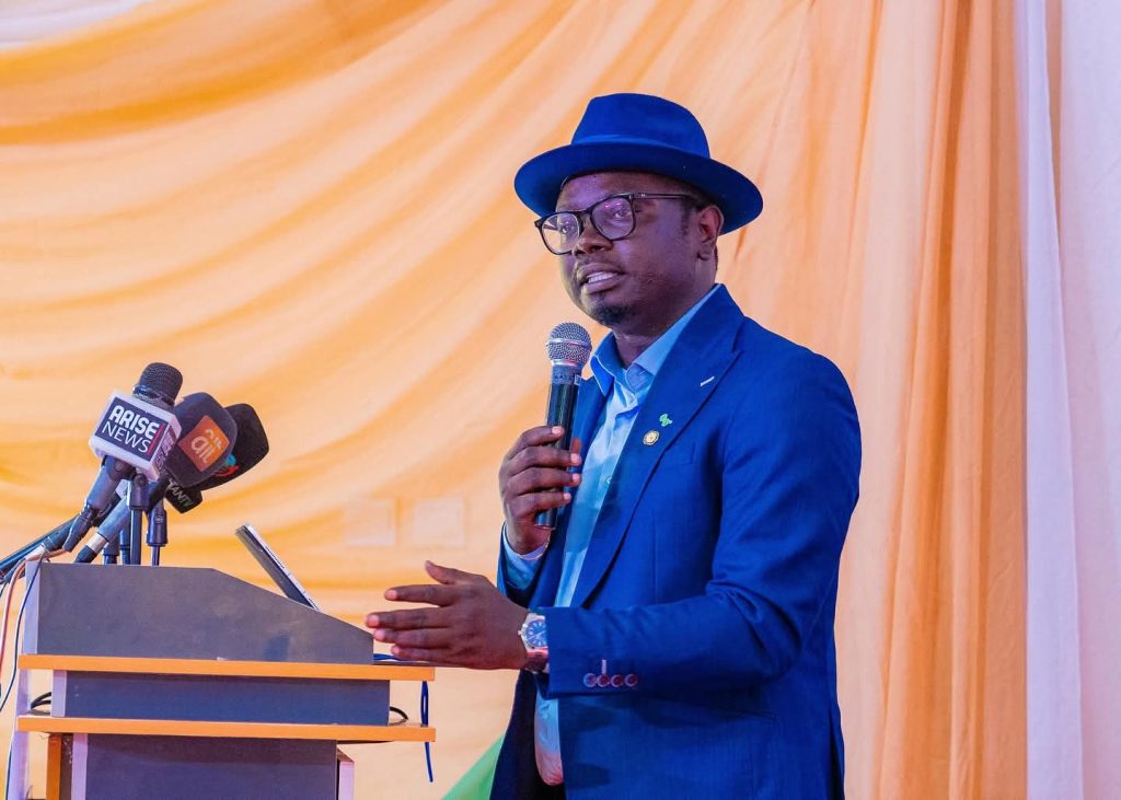 The Minister of Youth Development, Emmanuel Ayodele representing FG