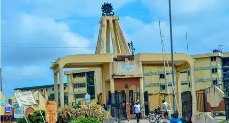 Makinde renames Ibadan Polytechnic after late gov Olunloyo Governor Seyi Makinde announces renaming of The Polytechnic, Ibadan, as Omololu Olunloyo Polytechnic during funeral service for the late Victor Olunloyo.