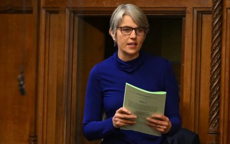 Tories plan new investment visa to lure ‘Golden Geese’ to the UK visa