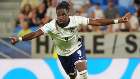 England U21 edge Germany 3-2 in extra time to win Euro 2025. Rowe nets 92nd-minute winner as Young Lions retain title in thrilling Bratislava final.