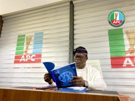 ‘I see no opposition momentum’ — APC’s Ajibola Basiru dismisses coalition threat Senator Ajibola Basiru, APC National Secretary,