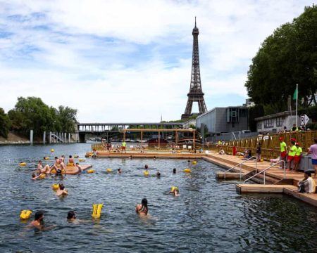 Parisians swim in the Seine for first time in over 100 years Paris