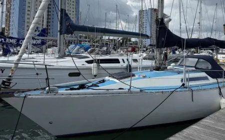 Ukrainians arrested over attempt to smuggle migrants into UK by yacht Ukrainians