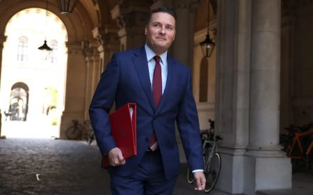 Labour plans pay rise, new body to tackle care sector crisis Health Secretary Wes Streeting