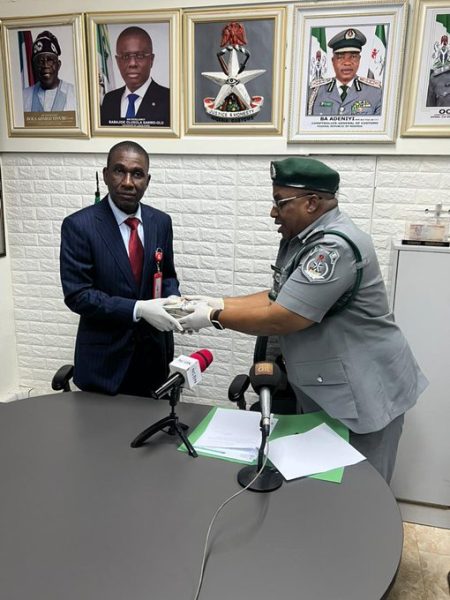 EFCC investigates man for undeclared $59,000 at Lagos Airport NCS handing over the case to EFCC