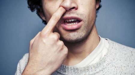 Could nose picking open door to dementia? Study suggests possible link A team of Australian scientists has uncovered early evidence that damage inside the nose, potentially from habitual nose picking, may give harmful bacteria a direct route