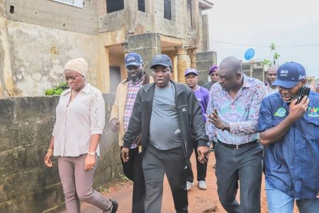Lagos State government officials carrying out inspection in Ikorodu