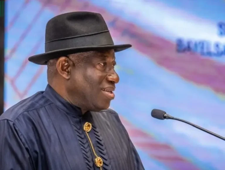Goodluck Jonathan warns Nigerians about a fake Instagram account impersonating him.