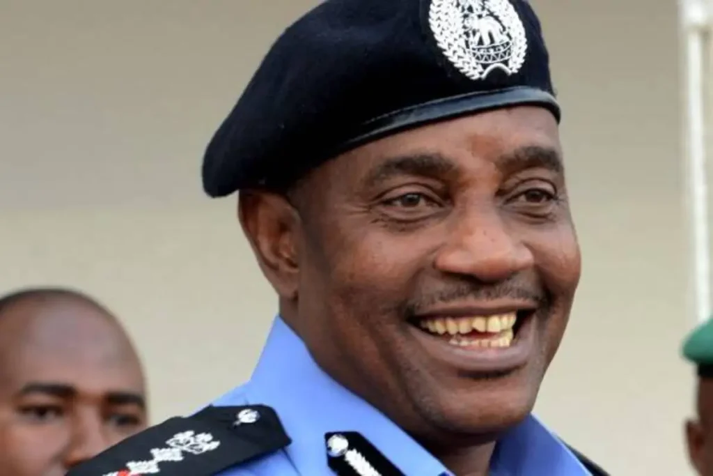 Former IGP Solomon Arase is dead Solomon Arase, former IGP