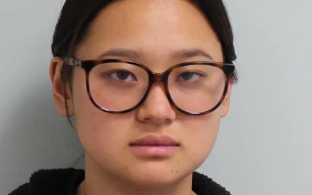 US woman, 23, caught smuggling £800,000 crack cocaine into UK Jamie Choi, a 23-year-old US citizen from California caught attempting to smuggle crack cocaine worth £800,000 into the UK