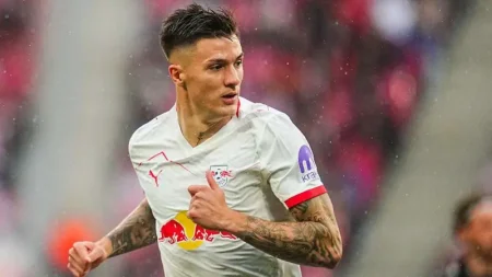 Man Utd agree £74m deal to sign Leipzig striker Benjamin Sesko, beating Newcastle. The 22-year-old scored 39 goals in 87 games and will undergo a medical.