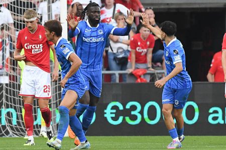 Arokodare scores in Genk loss to Standard Liège Tolu Arokodare scored for Genk in their 2-1 loss to Standard Liège, as Genk search for their first win of the Belgian Pro League season.