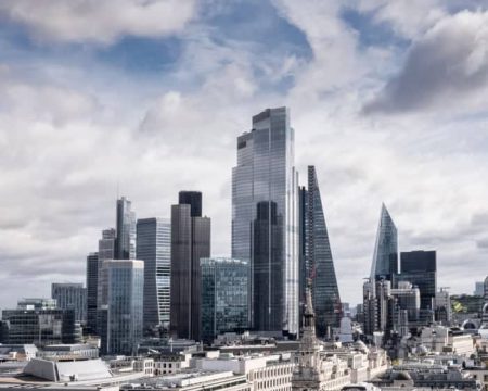 Ex-bank of England policymakers urge Bailey to ease pressure by slowing bond sales