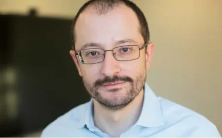 Billionaire trader offers interns £26,000 a month in AI talent hunt