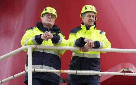Starmer blocks Miliband’s hydrogen project in favour of AI hub Energy Miliband