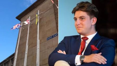Reform leader pressures Warwickshire council to remove Ukrainian flag Cllr George,Warwickshire council