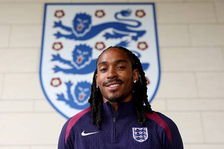 Spence aims to inspire as first muslim England player Spence aims to inspire as first muslim England player