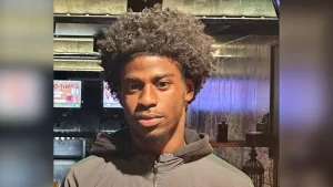 Black teenager stabbed to death in South-West London, Police investigate Black teenager stabbed to death in South-West London, Police Investigate