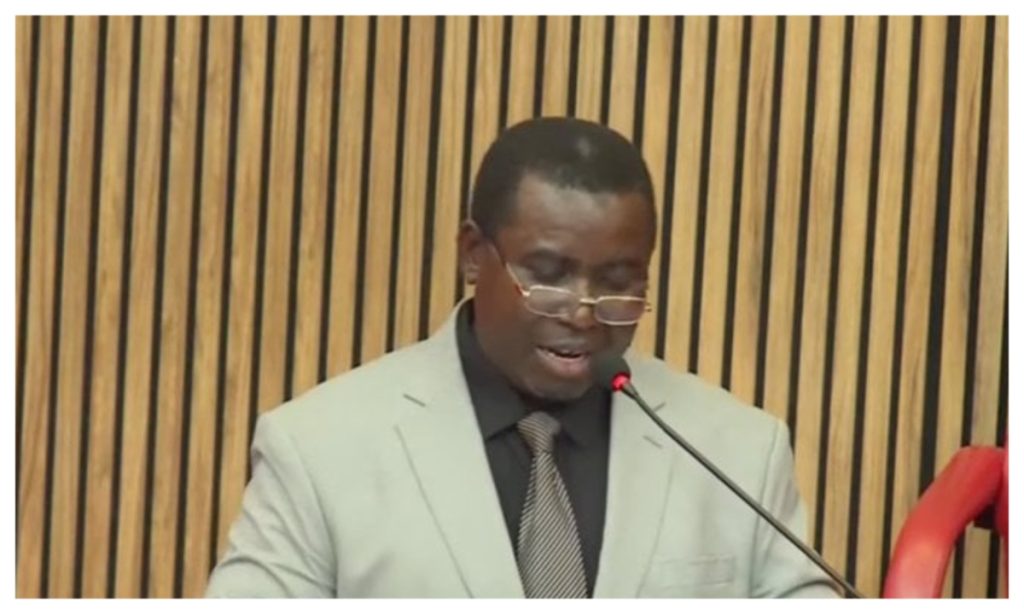 INEC Chairman Joash Amupitan pledges credible, transparent elections Professor Joash Amupitan, newly appointed Chairman of Nigeria’s Independent National Electoral Commission (INEC), addresses staff in Abuja after his swearing-in, pledging to deliver credible and transparent elections.