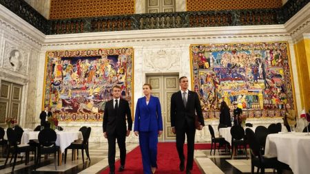 EU leaders meet in Copenhagen under pressure to boost defences EU leaders
