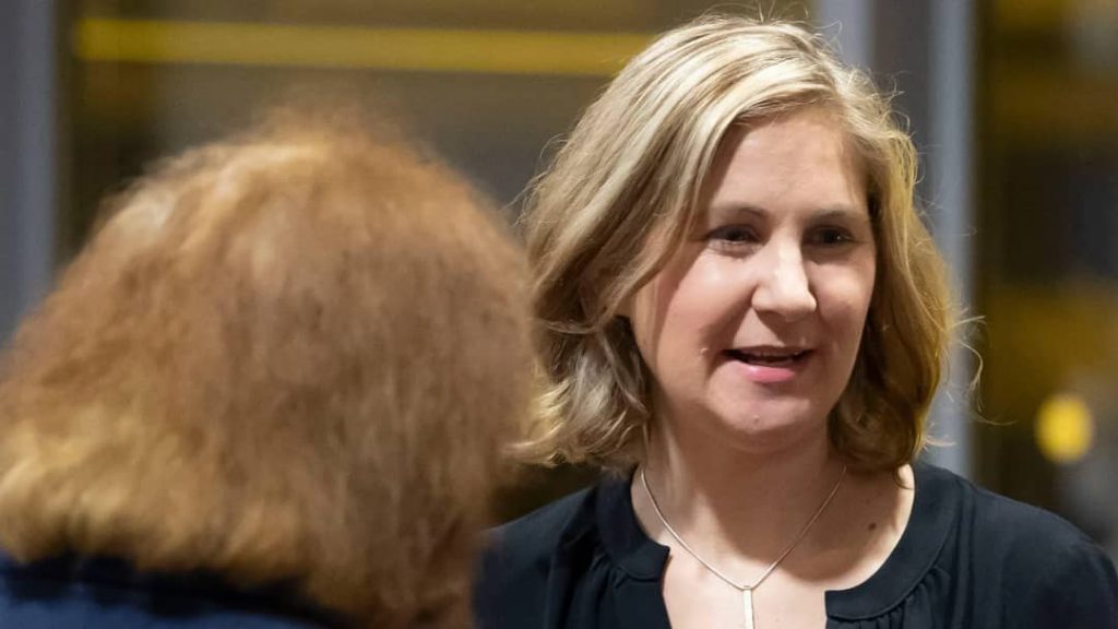 Minister Rebecca Smith