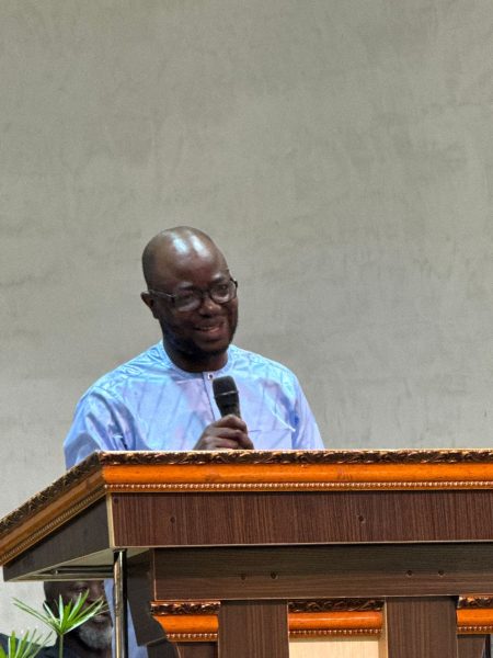 Minister Bernard Doro