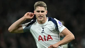 Ten-man Spurs thrash Copenhagen in Champions League Ten-man Tottenham thrash Copenhagen 4-0 as Van de Ven scores wonder goal; Johnson, Odobert, and Palhinha also on target in dominant Champions League win.