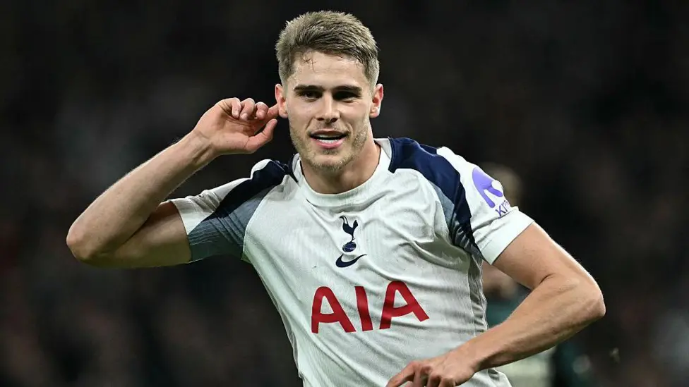 Ten-man Spurs thrash Copenhagen in Champions League Ten-man Tottenham thrash Copenhagen 4-0 as Van de Ven scores wonder goal; Johnson, Odobert, and Palhinha also on target in dominant Champions League win.