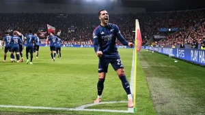 Merino double fires Arsenal past Slavia Prague Merino scores twice as Arsenal beat Slavia Prague 3-0; Saka nets from the spot and 15-year-old Dowman becomes youngest ever Champions League player.