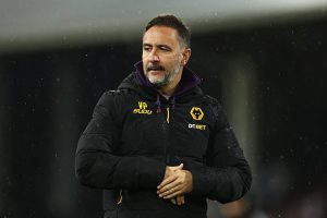 Wolves sack Pereira after winless start to season Wolves have sacked manager Vítor Pereira after a winless 10-game Premier League start left them bottom of the table, just a month after he signed a new deal.