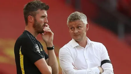 Michael Carrick and Ole Gunnar Solskjaer are frontrunners to become Manchester United’s caretaker manager until the end of the season following Amorim’s sacking.