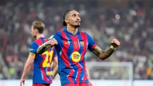 Raphinha shines as Barcelona rout Athletic in Super cup Raphinha scored twice as Barcelona thrashed Athletic Club 5-0, hitting four goals before half-time to reach the Spanish Super Cup final.